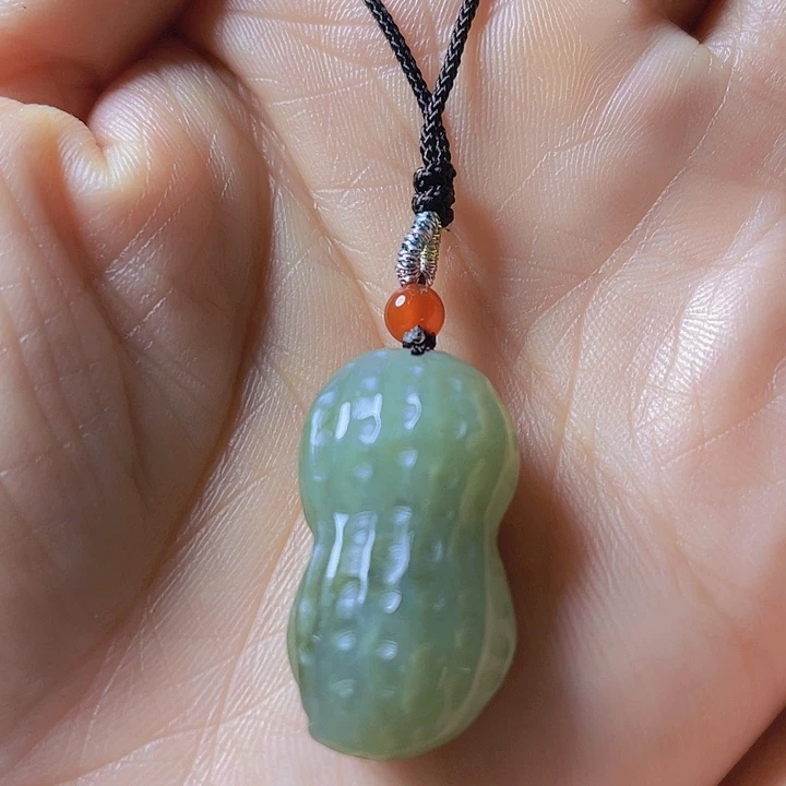 岫岩河磨玉（透闪石质玉）未镶嵌把件