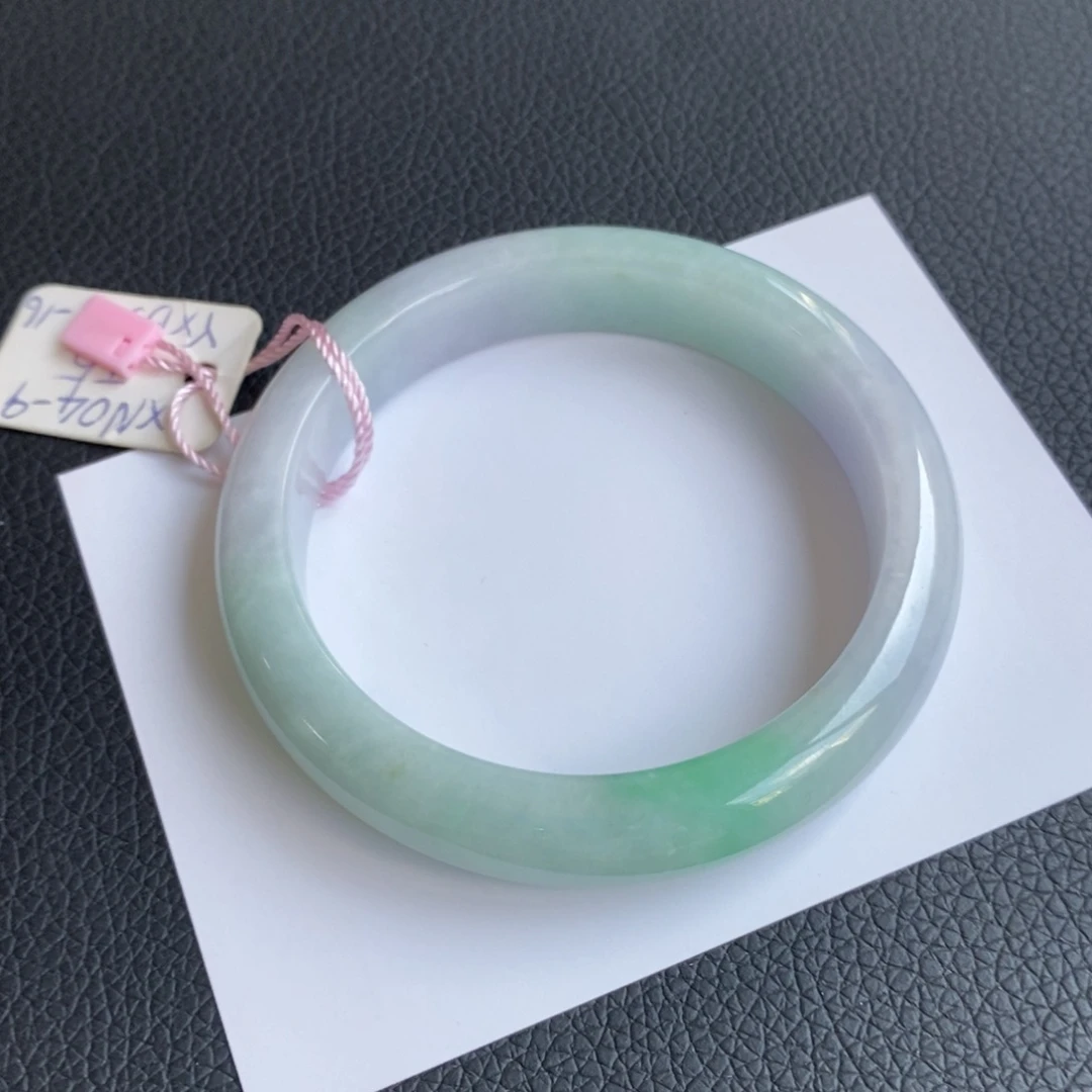 未镶嵌手镯翡翠天然翡翠手镯