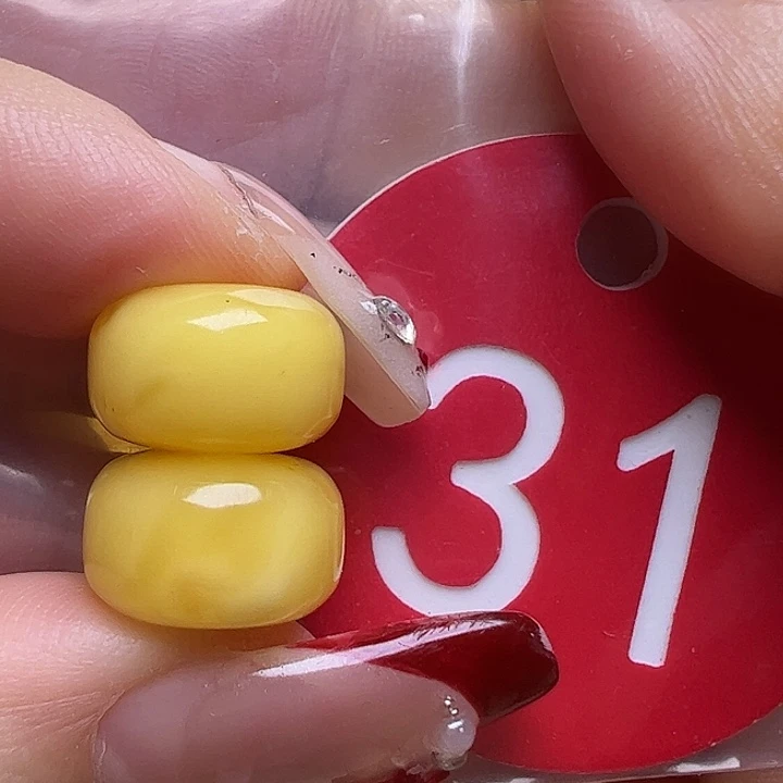 蜜蜡未镶嵌珠宝奇石微瑕12mm鸡油黄墩子