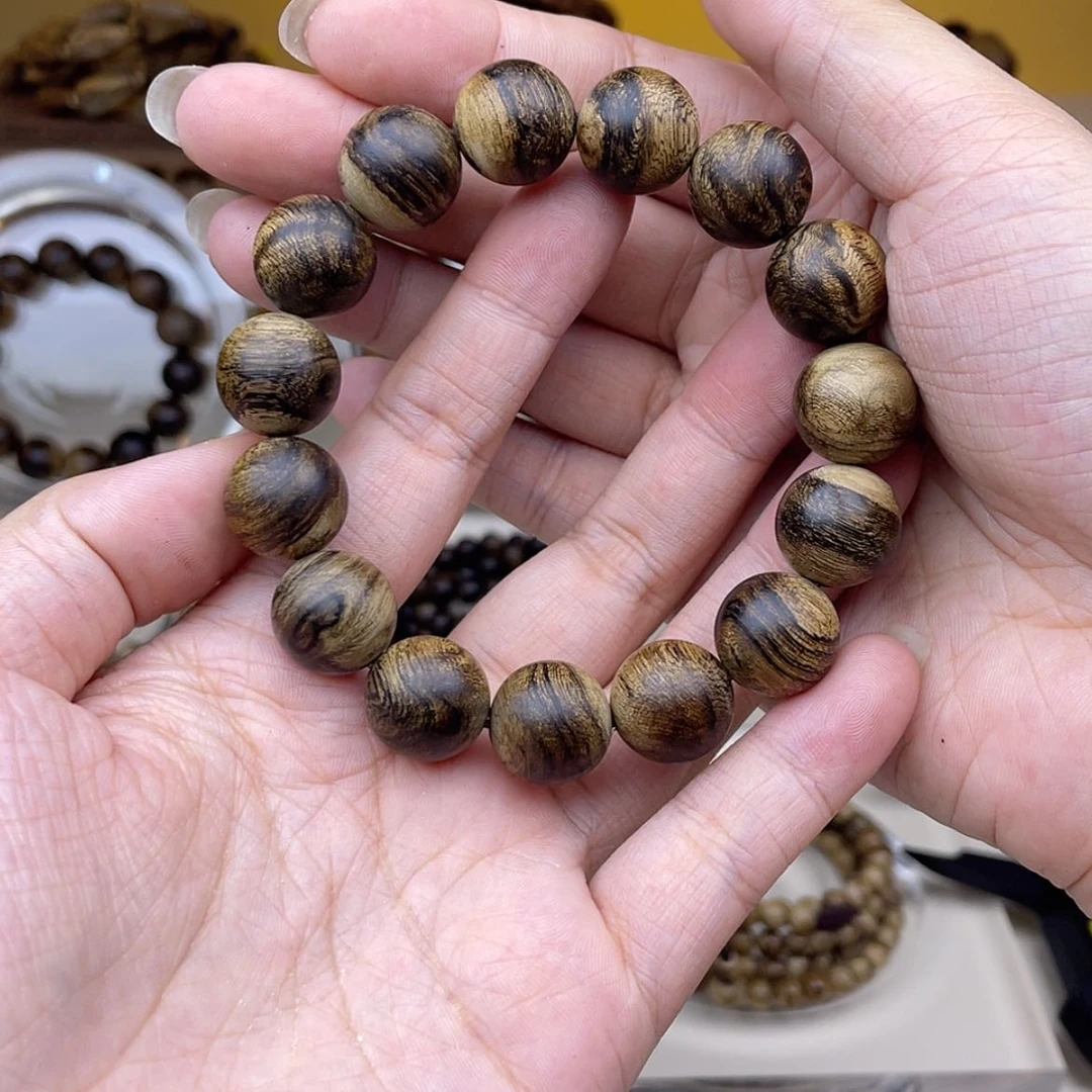 【闪购商品】沉香手串-*达拉干沉香