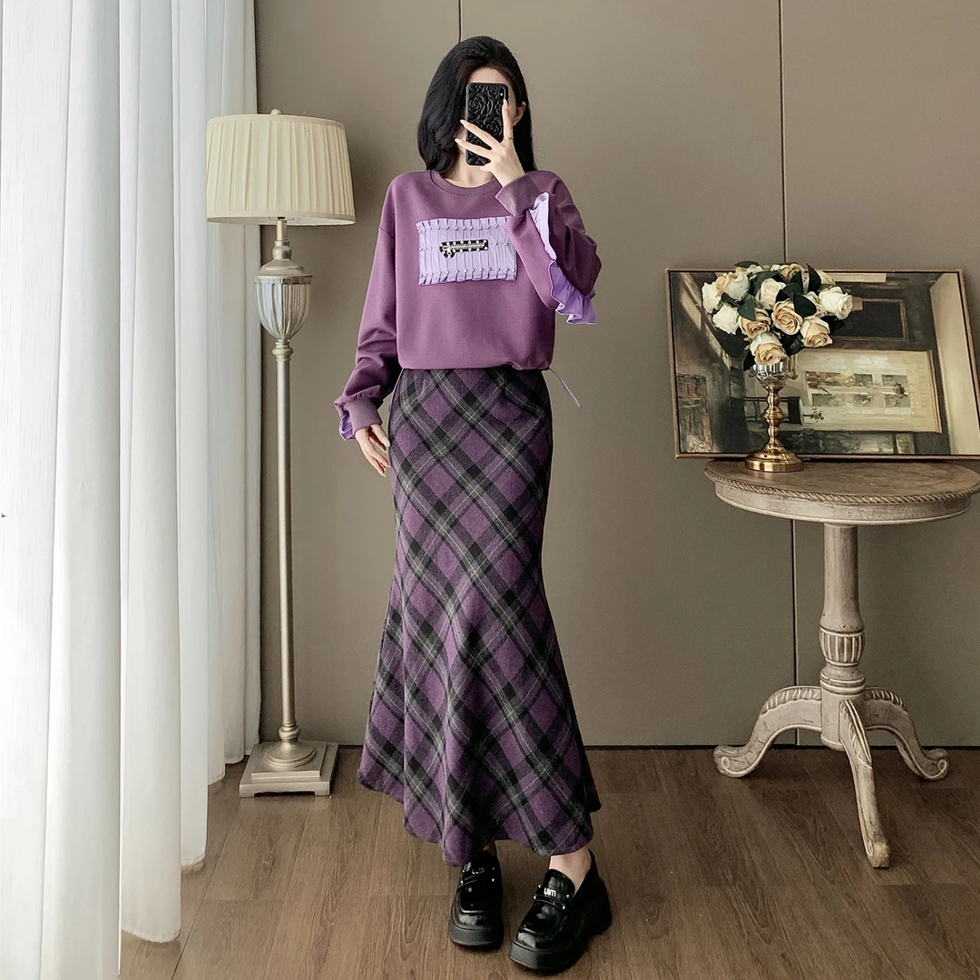 巨好看的早秋一整套洋气减龄独特漂亮高级感时尚卫衣半身裙两件套