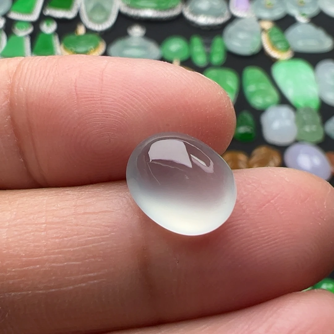 翡翠颈饰未镶嵌蛋10.4