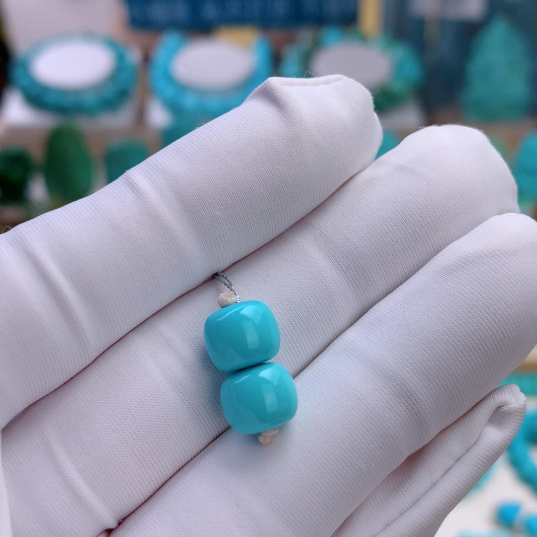 绿松石未镶嵌挂件