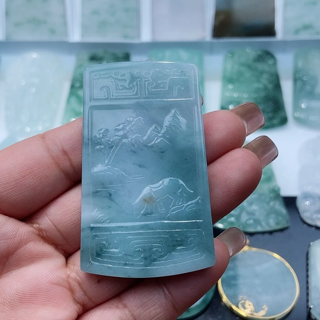 翡翠吊坠(不含链)未镶嵌