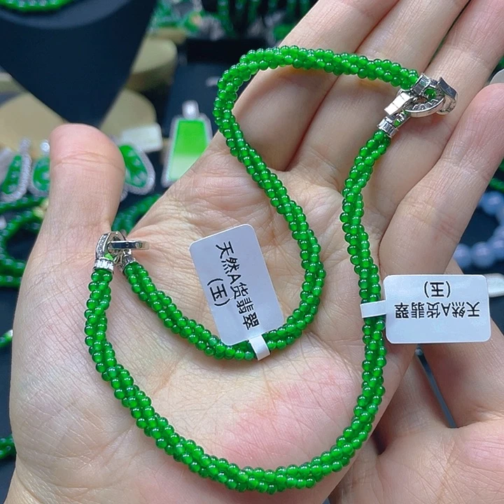 a***桐翡翠未镶嵌颈饰天然A货翡翠正阳绿2.5
