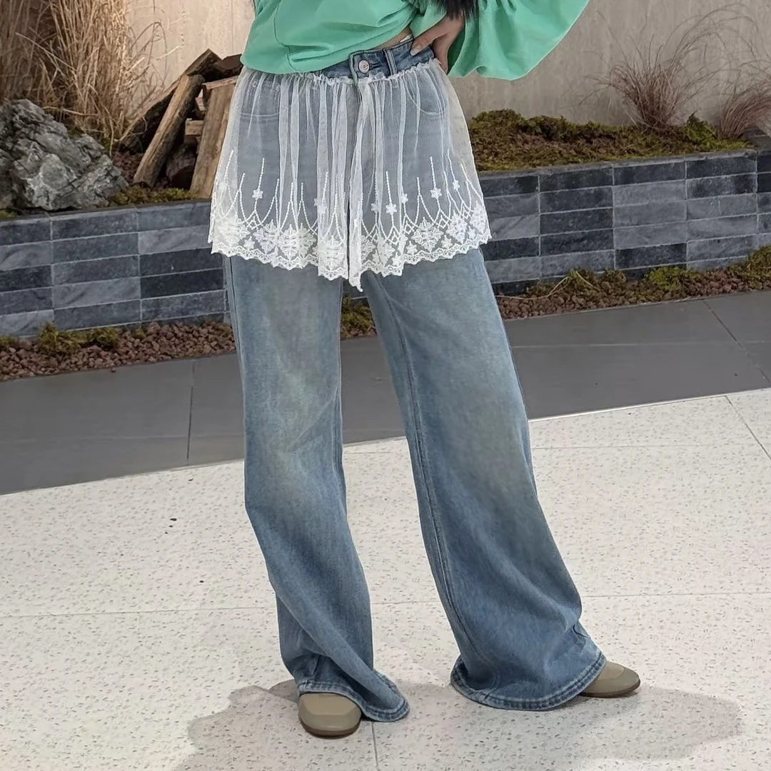 屁帘牛仔裤～设计感小众蕾丝拼接高腰微喇牛仔裤长裤