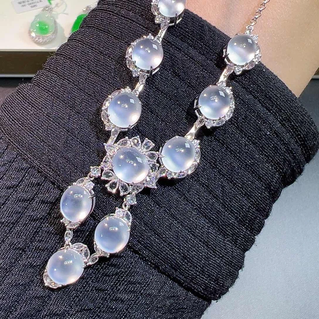 翡翠颈饰18K金镶嵌高端