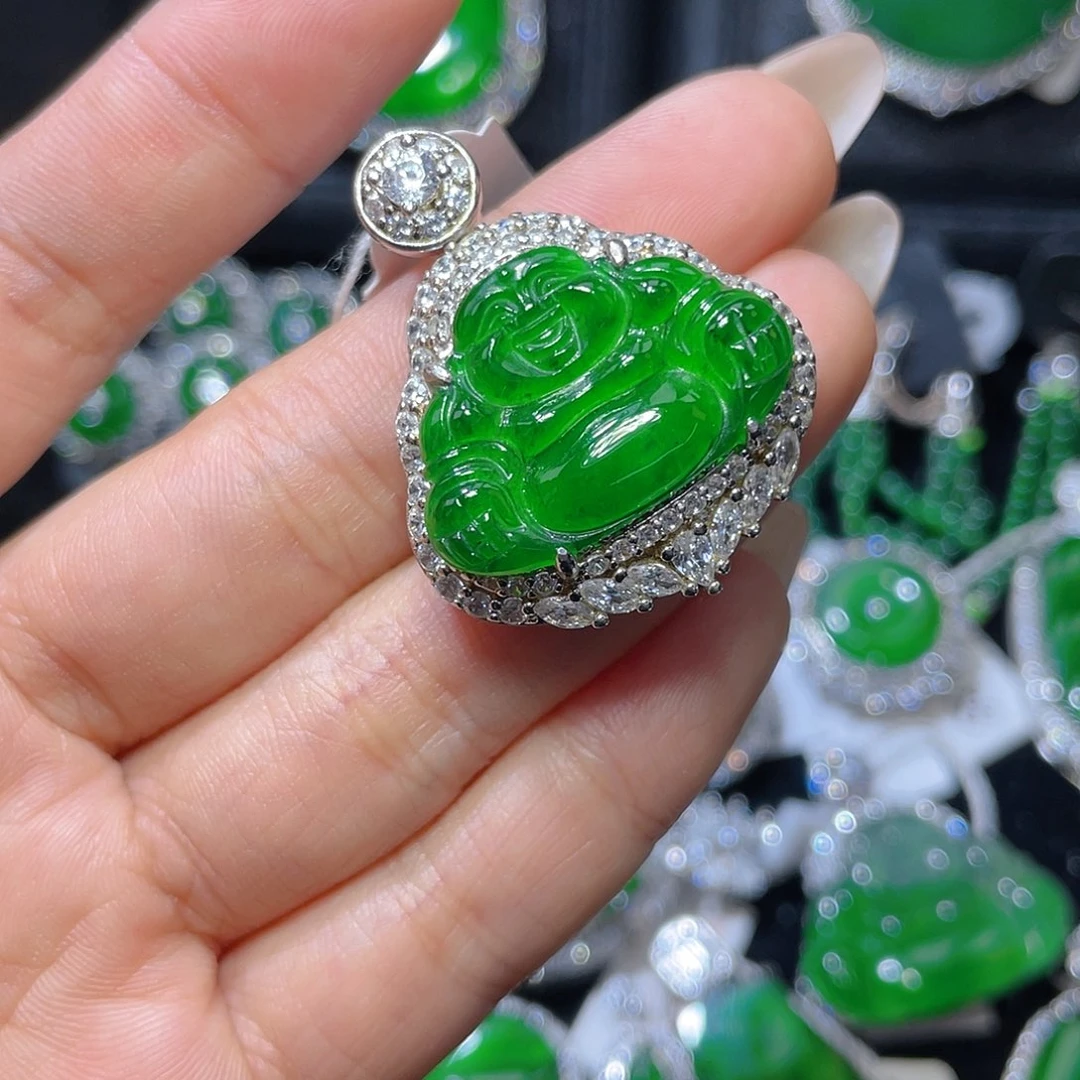 翡翠颈饰银S925镶嵌翡翠