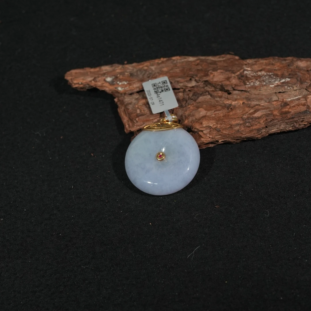 7.30香港王老板-翡翠吊坠4e1471