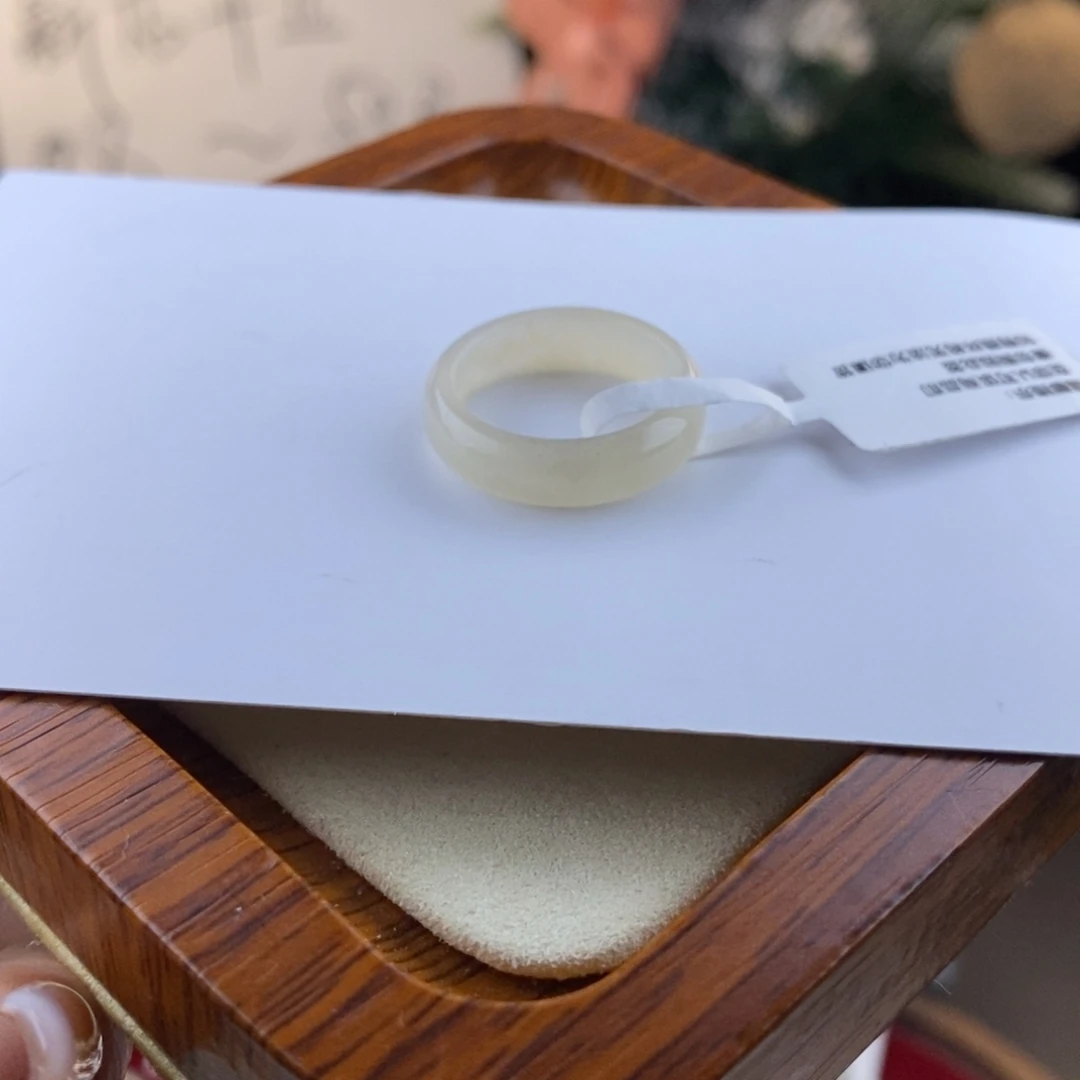 和田玉未镶嵌戒指港15