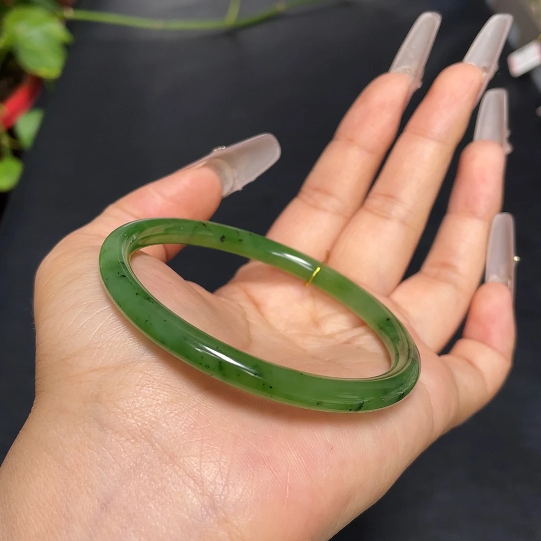 和田玉未镶嵌手镯56