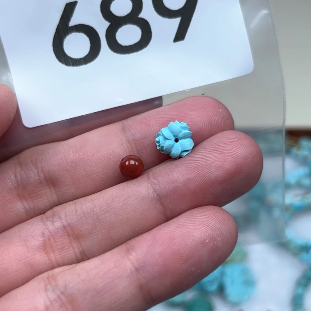 未镶嵌南红玛瑙珠宝奇石