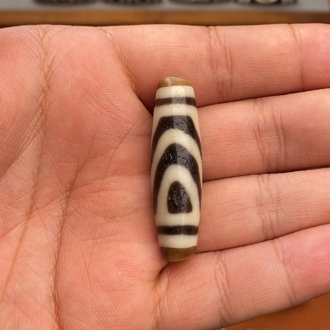 江***道玛瑙/玉髓颈饰未镶嵌