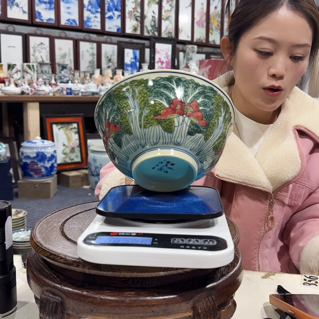 摆件瓷/////景德镇陶瓷瓷器。