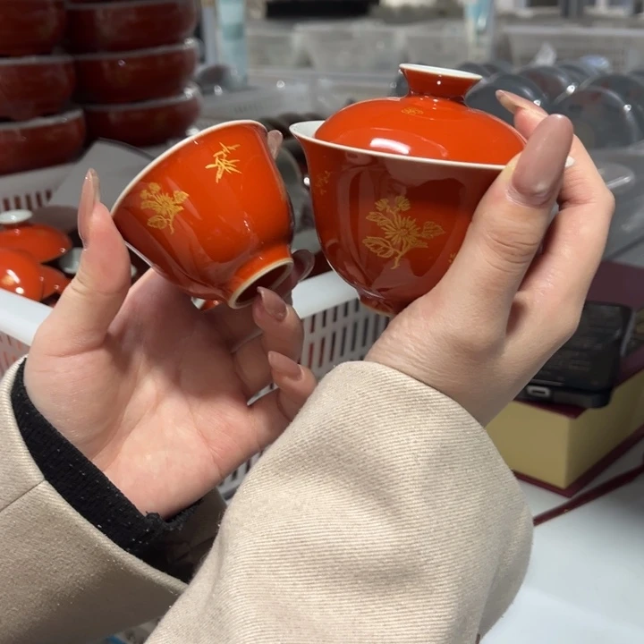 两件套哈哈哈哈哈哈