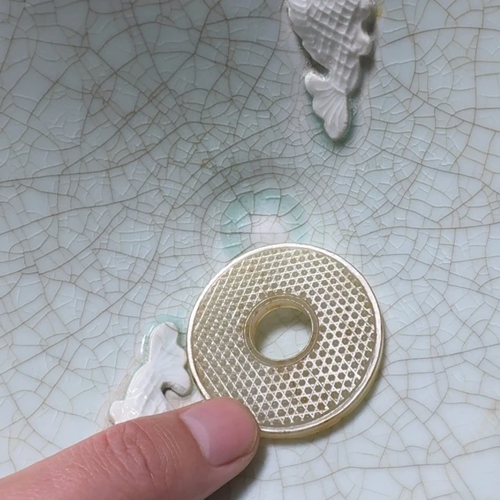 瓷片双鱼青瓷开片大碗