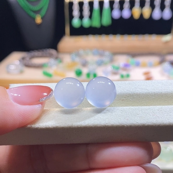 翡翠未镶嵌吊坠(不含链)翡翠茅台白珠多样性发其一