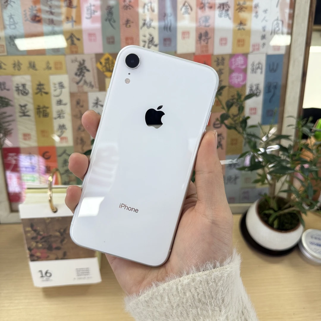 9新 Apple/苹果 苹果XR白色64G全网通9成新二手机