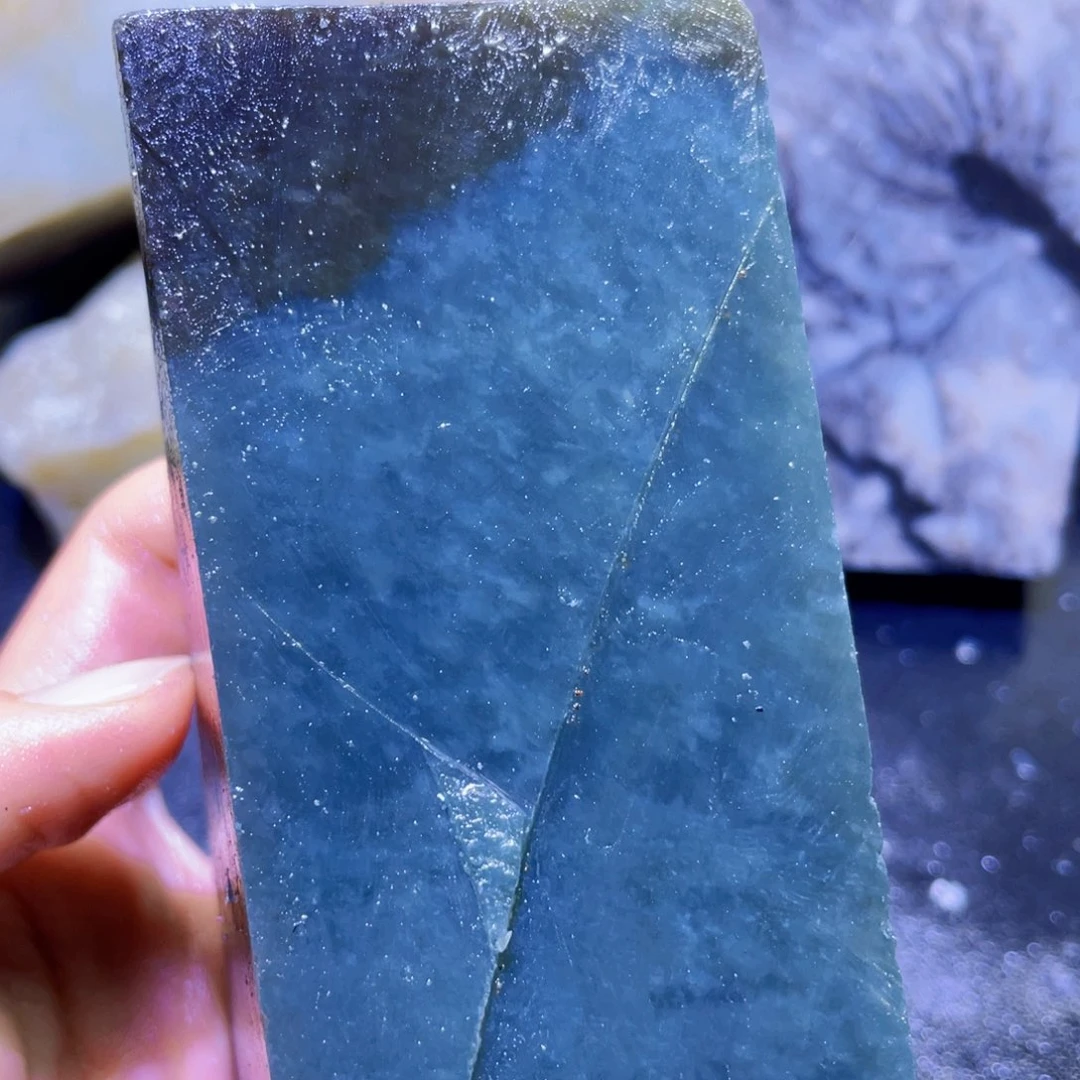 和田玉未镶嵌珠宝半成品