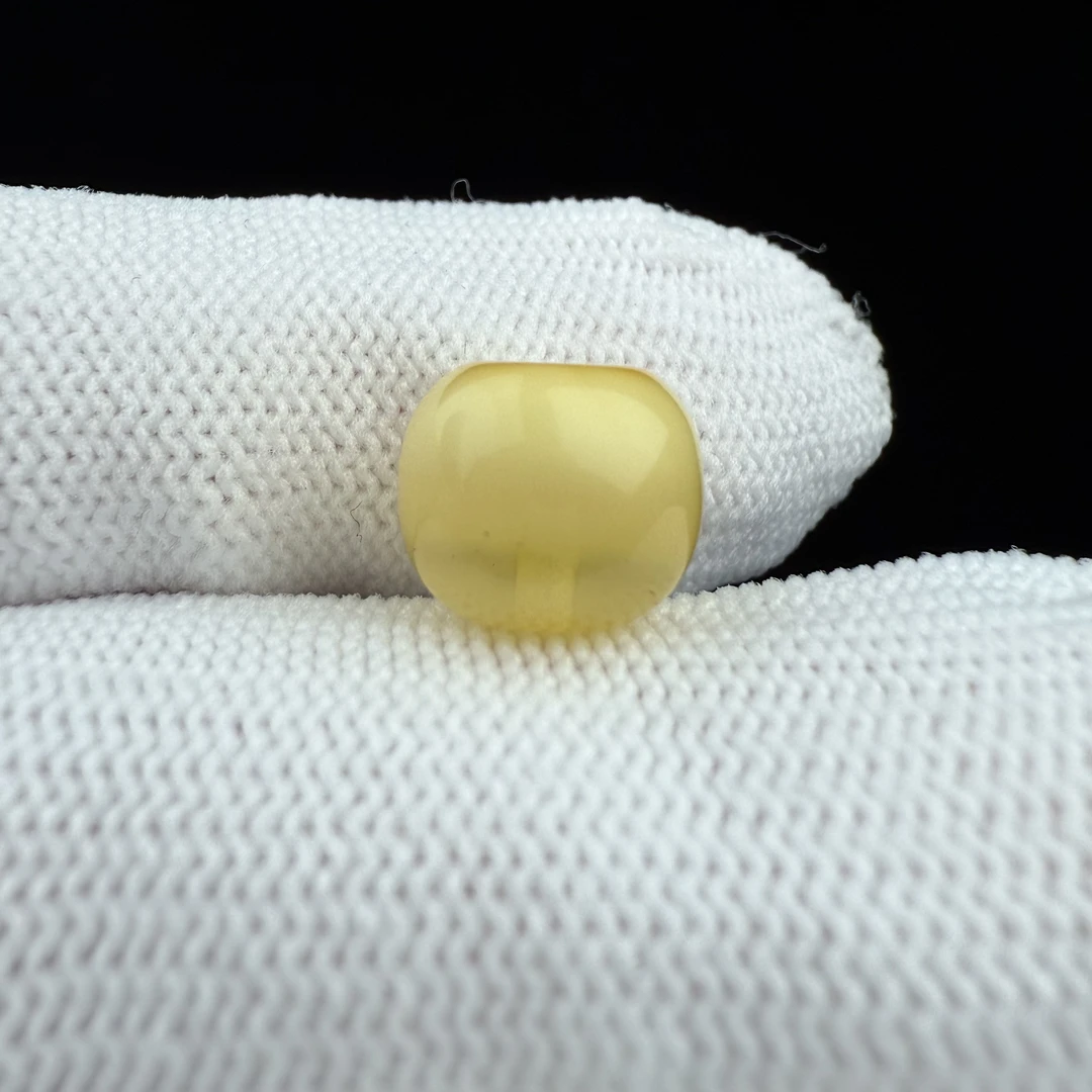 D1142天然原矿蜜蜡微瑕墩子10*8.5mm支持复检假一罚十
