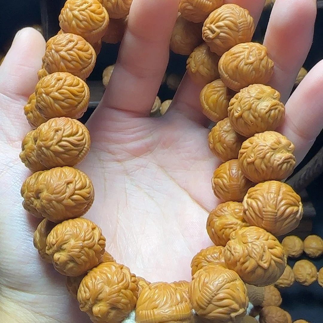 不***️吊坠猴头核桃猴头