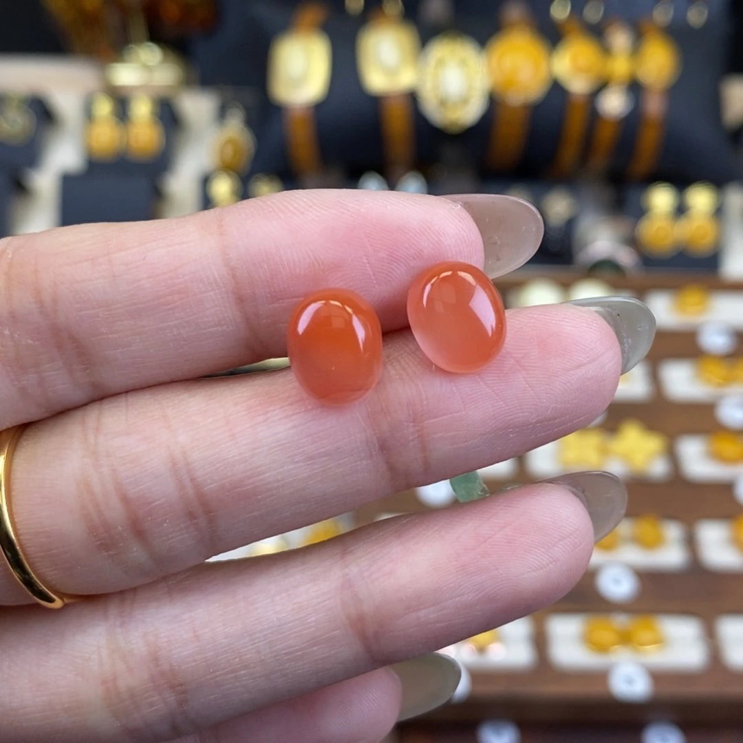 未镶嵌琥珀裸石成品