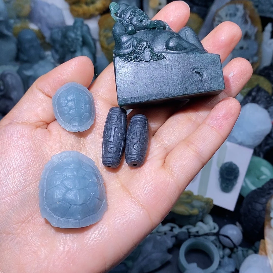 【闪购商品】定制翡翠未镶嵌香****）翡翠