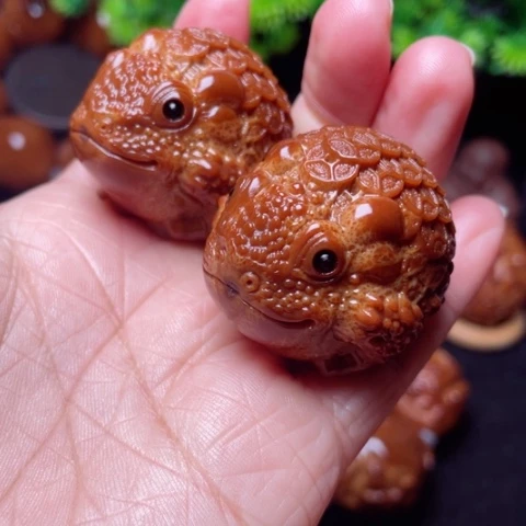 【闪购商品】手串/手链橄榄核37左右金币金蝉手球