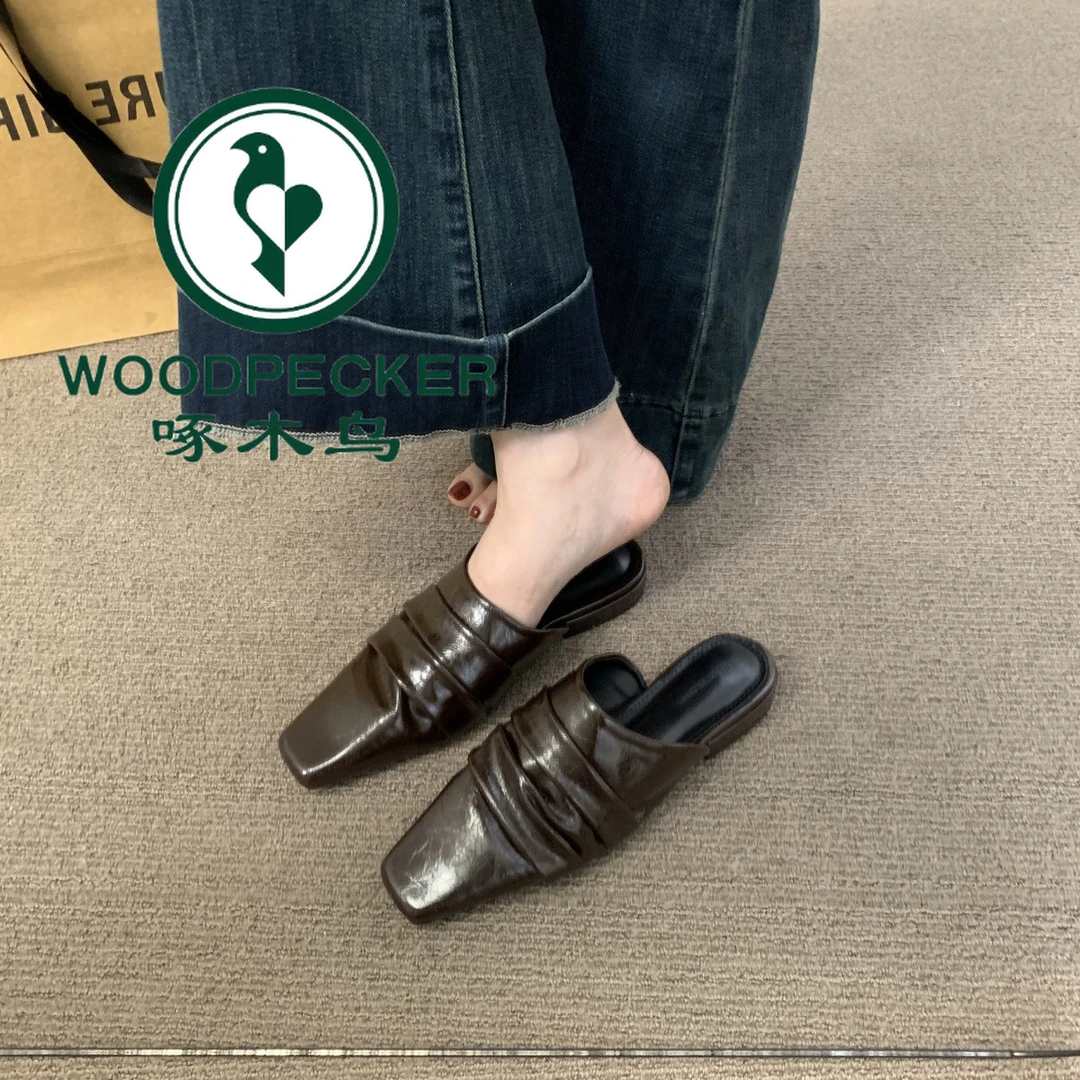 啄木鸟法式小众方头褶皱软底粗跟包头半托鞋女2025秋新款外穿凉鞋