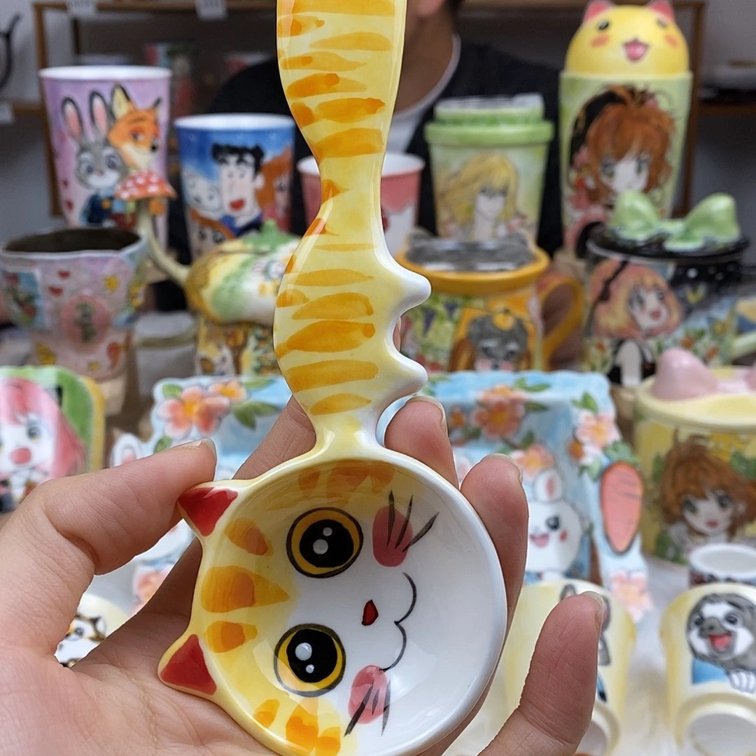 瓷片董董文创手绘陶瓷