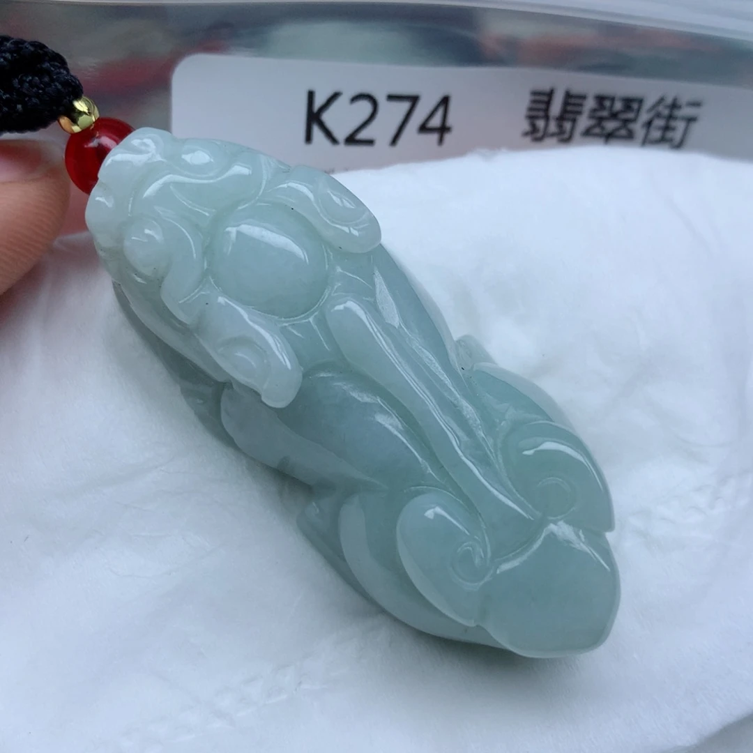 翡翠颈饰未镶嵌牌子