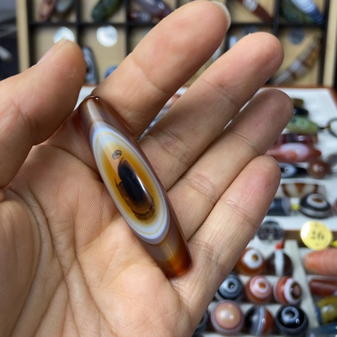 未镶嵌颈饰玛瑙/玉髓寻*人