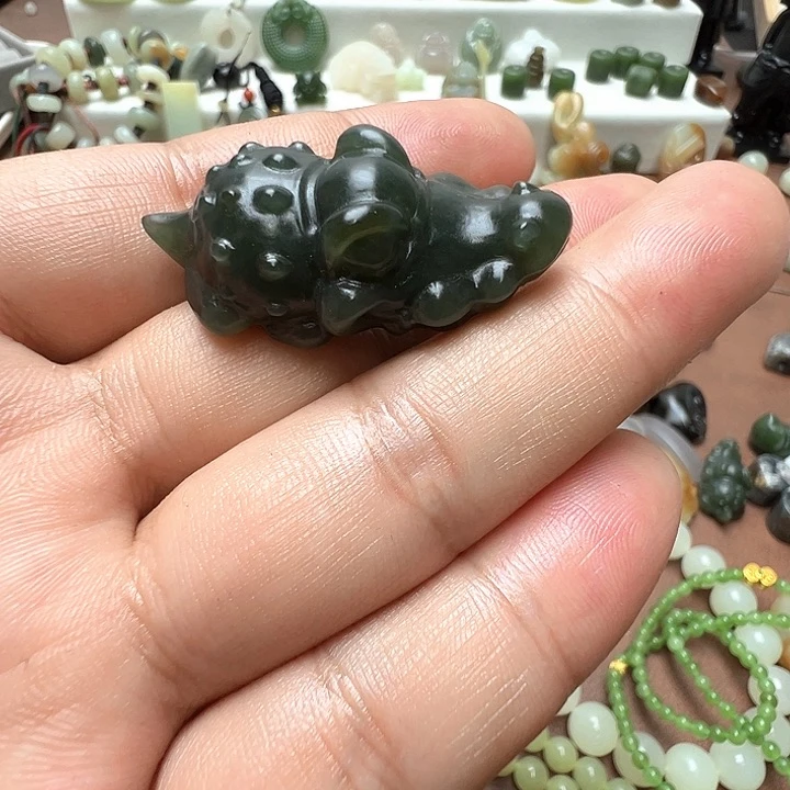 未镶嵌和田玉珠宝半成品