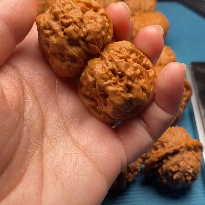 手把件文玩核桃蛙蛙一对40chi