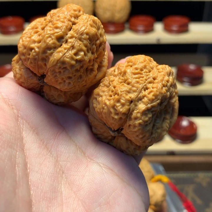 W***-把件文玩核桃42龙脊