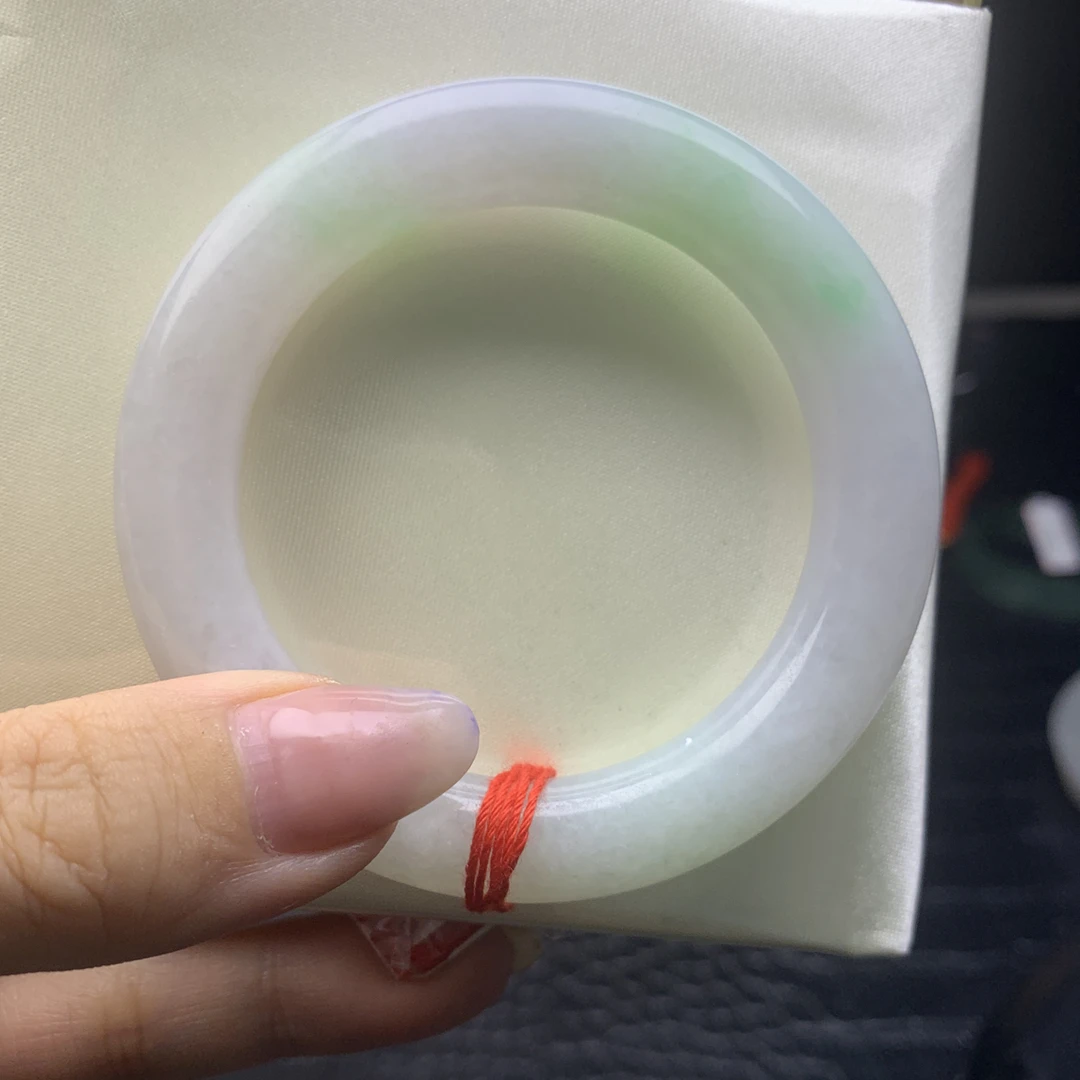 大胖圆白底青翡翠手镯 飘荧光绿 甜美胖圆50-51圈