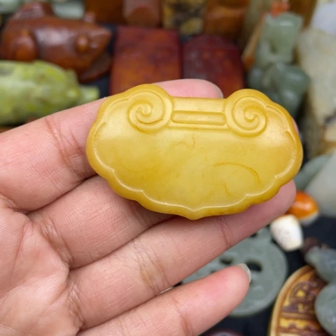 和田玉未镶嵌颈饰61