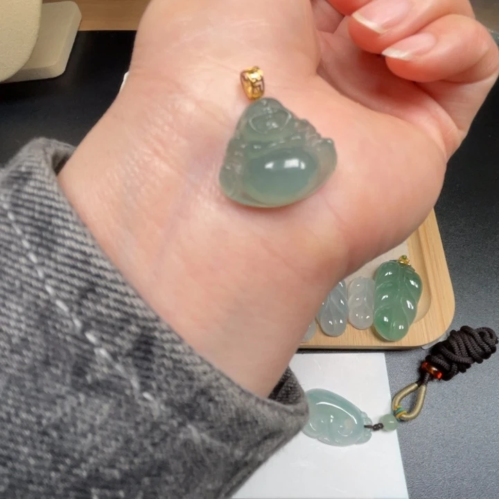 翡翠未镶嵌吊坠(不含链)翡翠