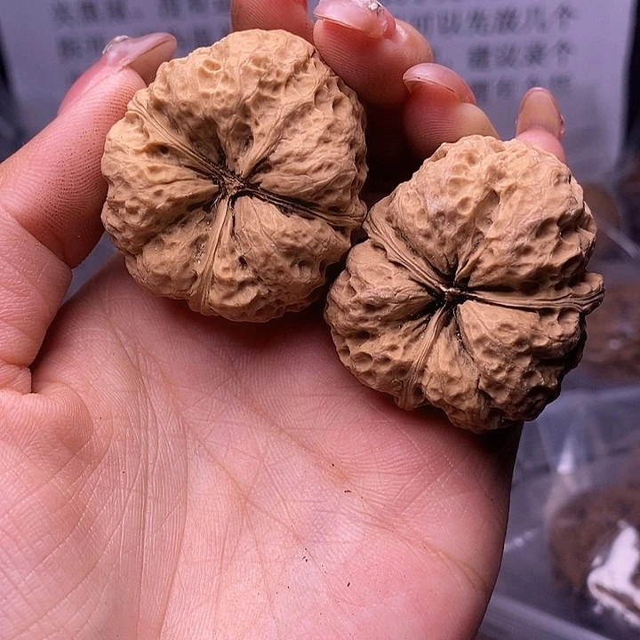 核桃云南野生铁核桃73号40mm