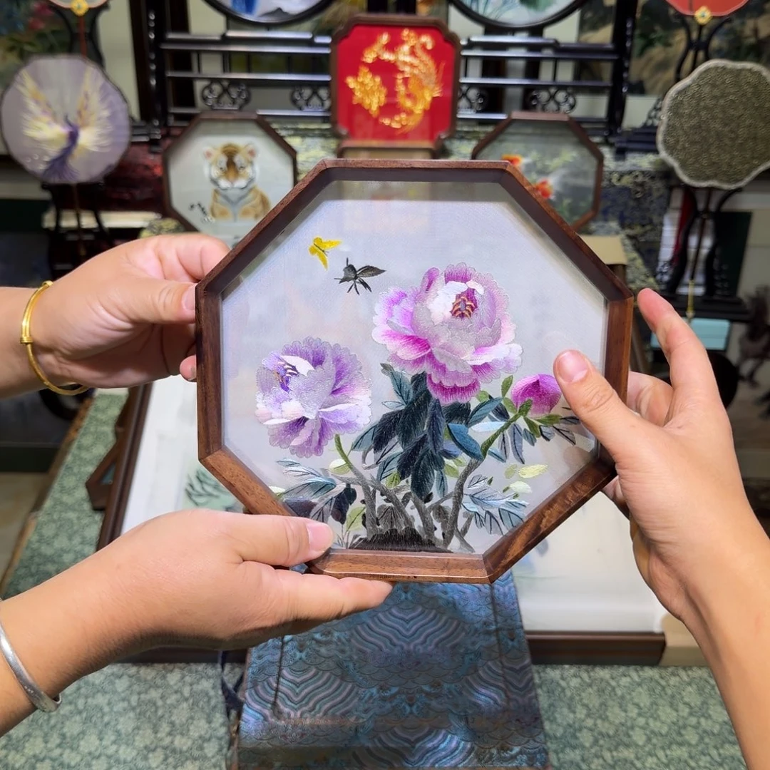 刺绣手工苏绣工艺制作技艺精湛