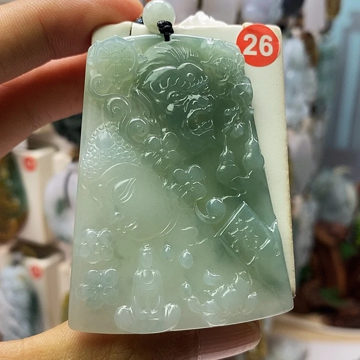 飘***#颈饰未镶嵌翡翠每天