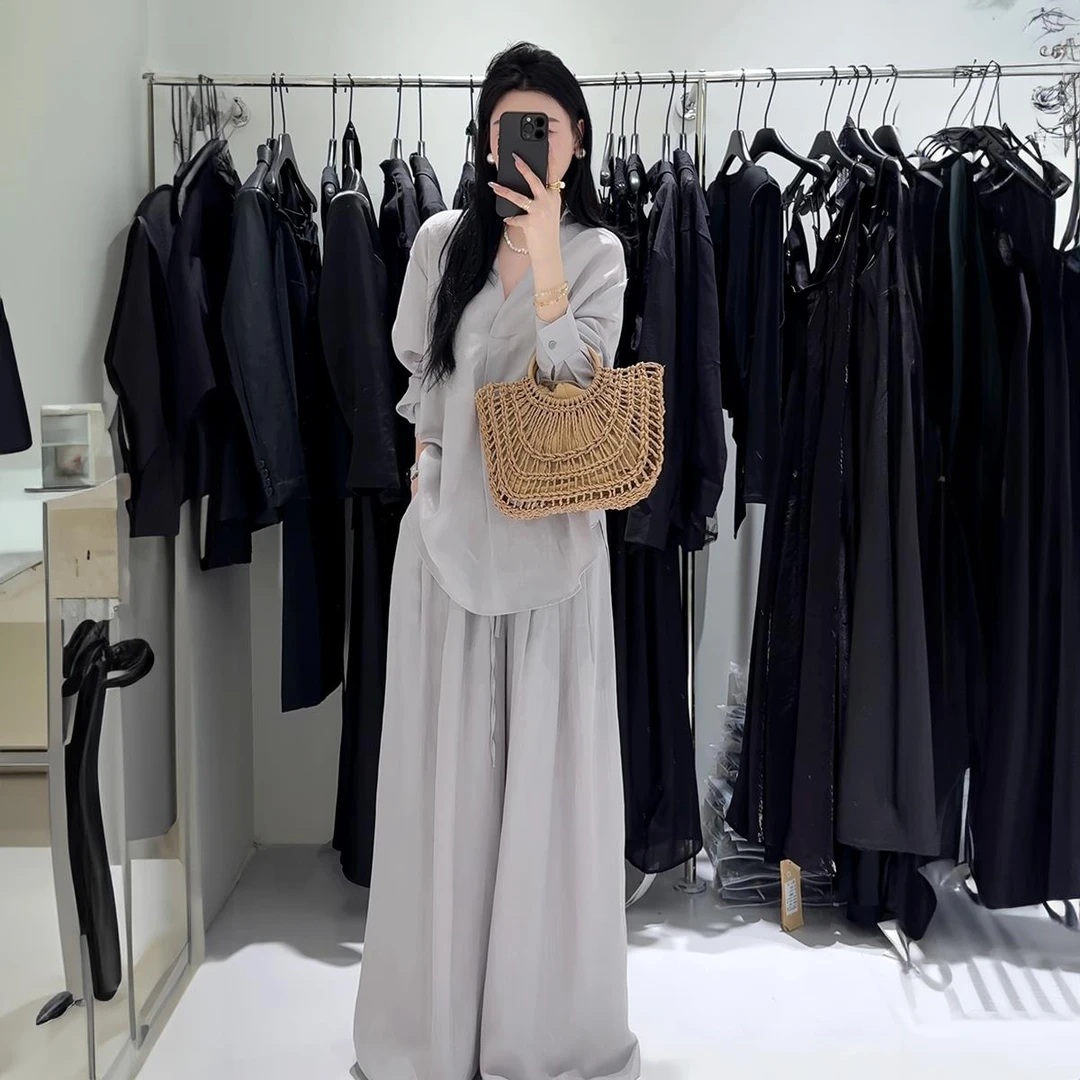 VOCKOO官方2025清冷松弛感穿搭名媛气质独特漂亮高级感大方得体灰