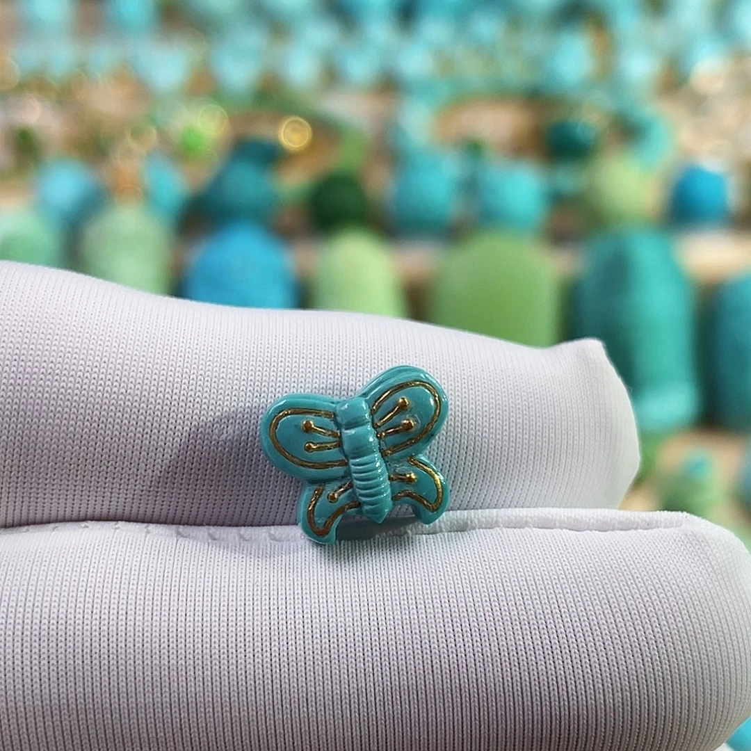 未镶嵌绿松石珠宝奇石