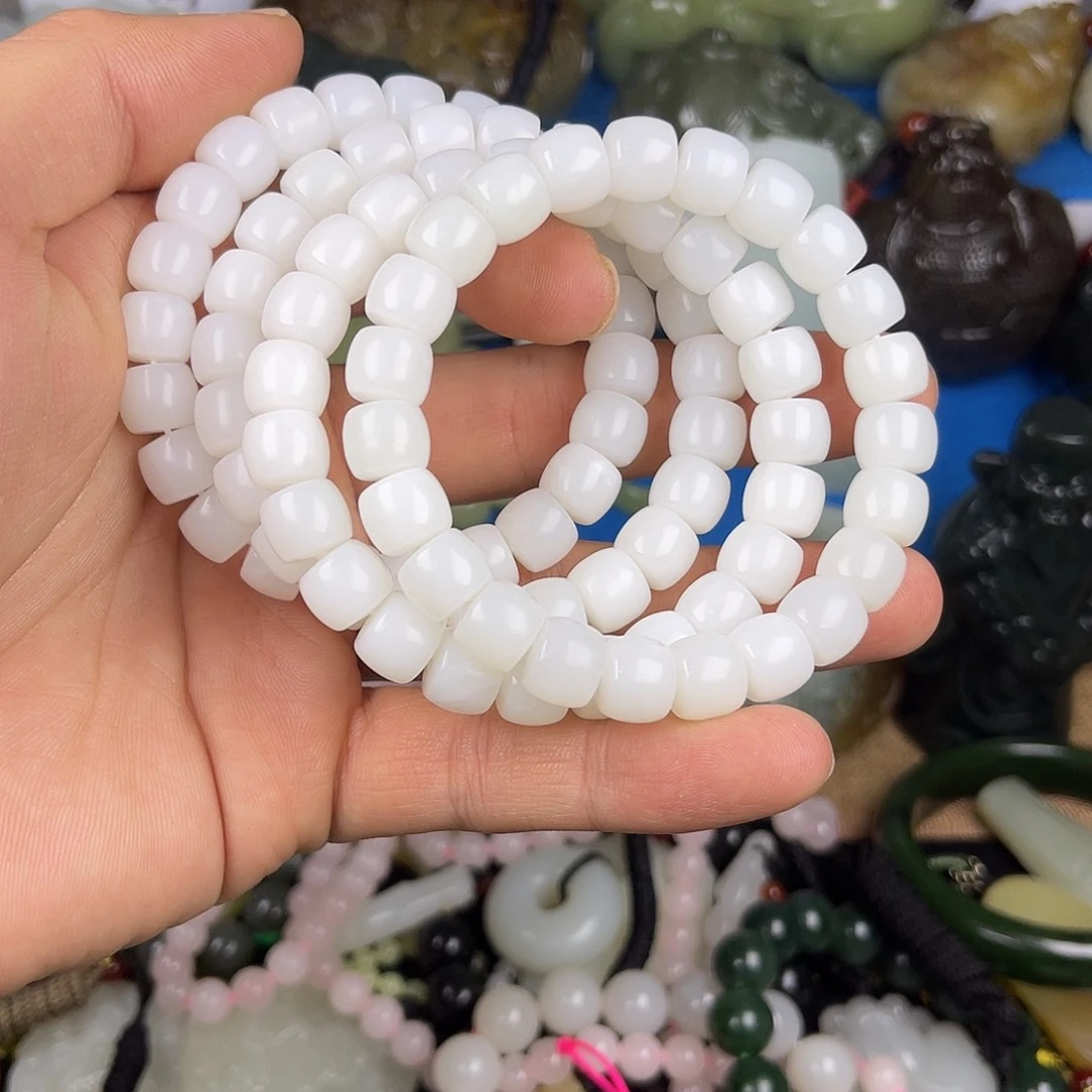 和田玉未镶嵌颈饰且末白玉1.0直切新疆和田玉多样性发货发一条