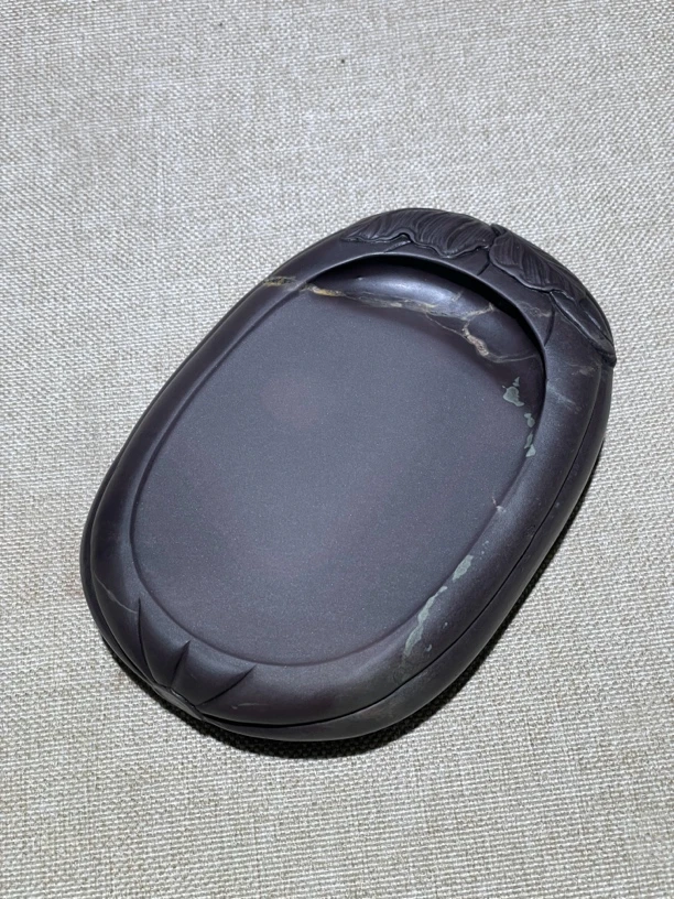 肇庆端砚坑仔岩瓜果砚,尺寸13.8*9*2.8(cm)