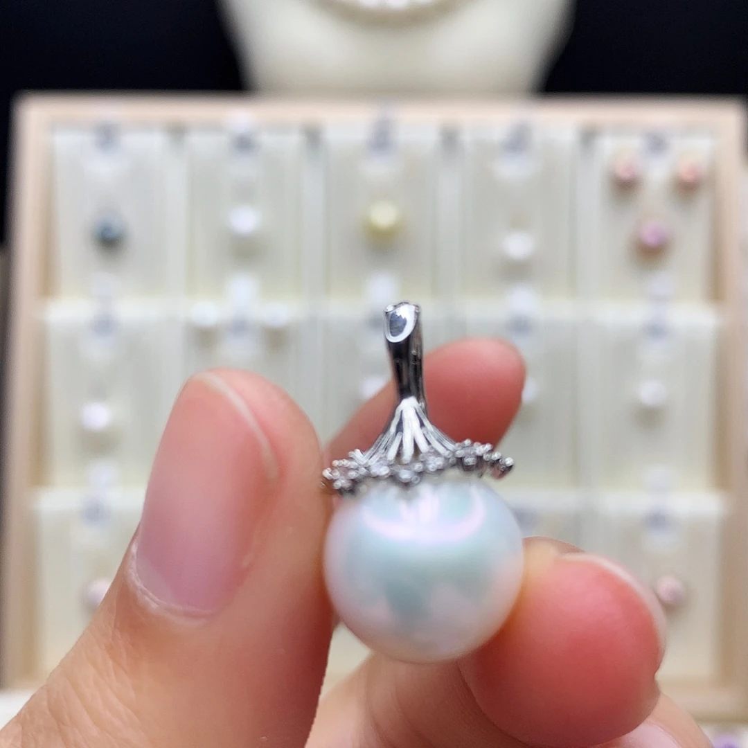 淡水珍珠合金颈饰