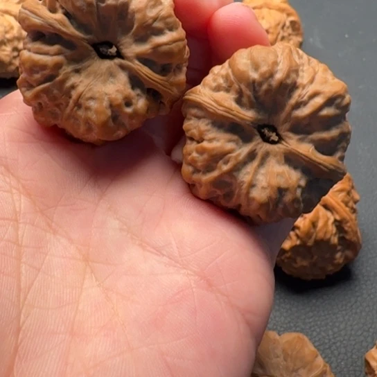 文玩核桃吊坠悍*文玩核桃文玩核桃