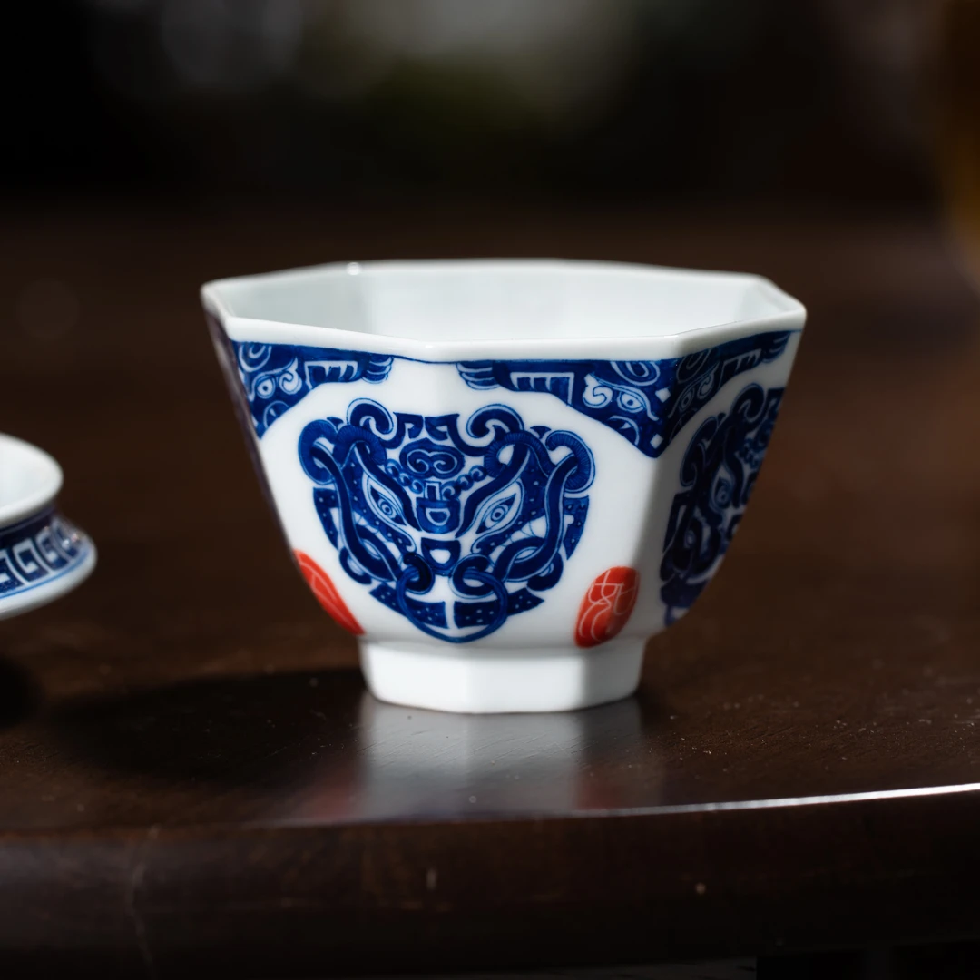 【YR】青花拓片 （饕餮纹） 八方杯 110cc