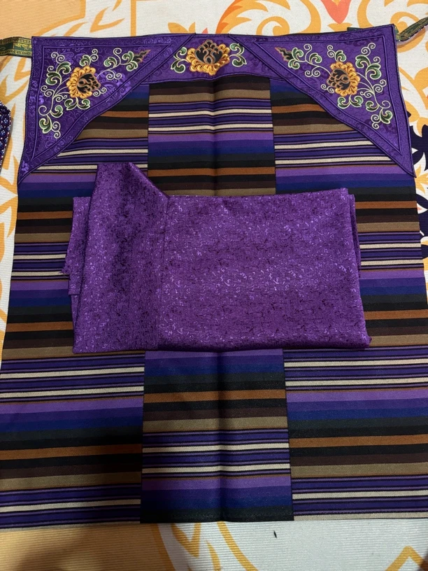 新款女士衬衣配氆氇邦典两件套