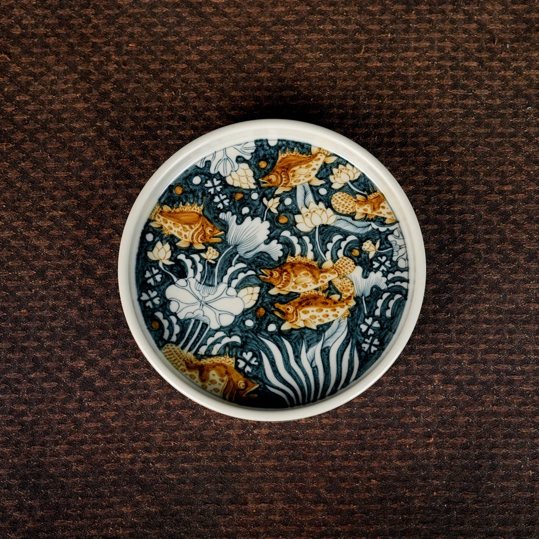【立勤堂】青花釉里金蓝底九鳜壶承  直径18cm